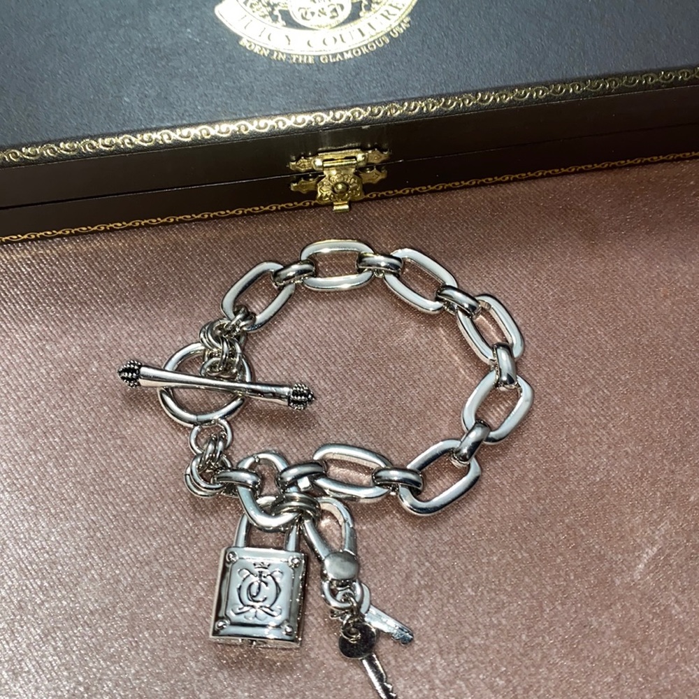 Lock and key juicy couture charm bracelet NEW W/ BOX
